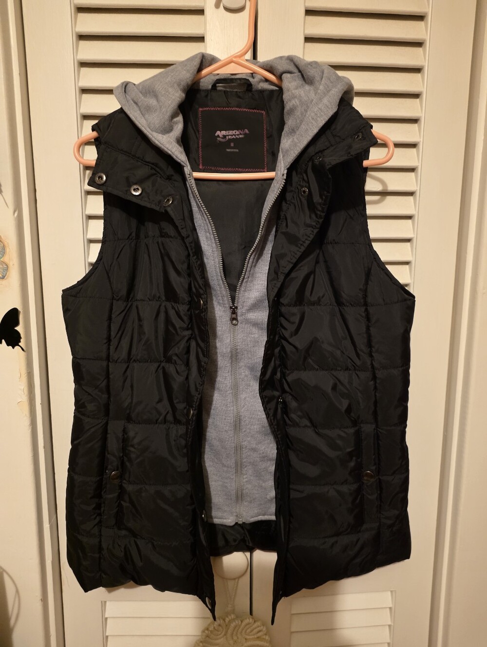 Arizona Jean Co. Black Puffer Vest with Gray Hoodie Insert